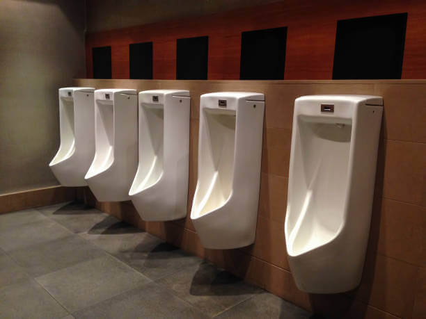 The smell of urine can be an indication of ketosis