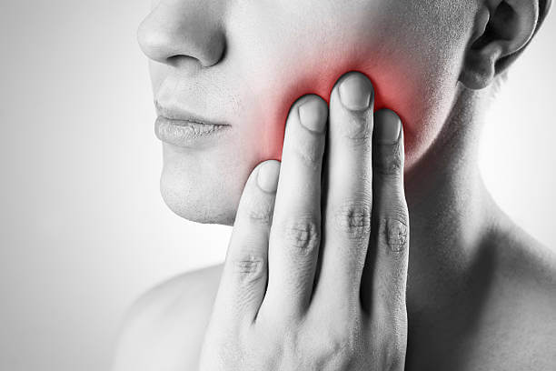 What causes toothaches