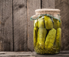 are pickles acidic or basic
